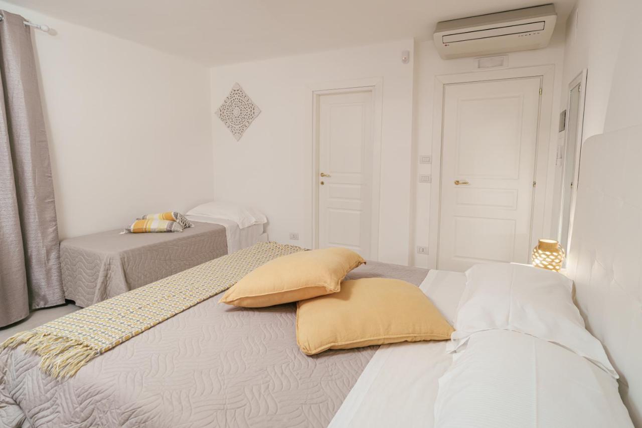 فندق La Terrazza Sulla Rupe Relais أوستوني المظهر الخارجي الصورة