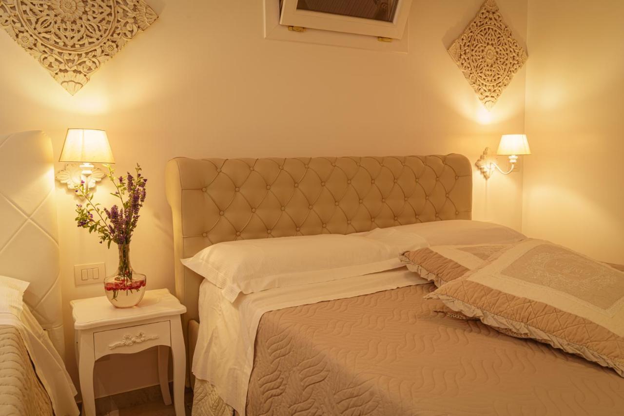 فندق La Terrazza Sulla Rupe Relais أوستوني المظهر الخارجي الصورة