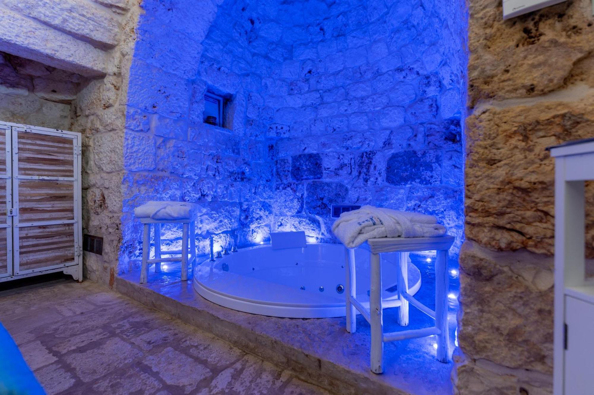 فندق La Terrazza Sulla Rupe Relais أوستوني المظهر الخارجي الصورة