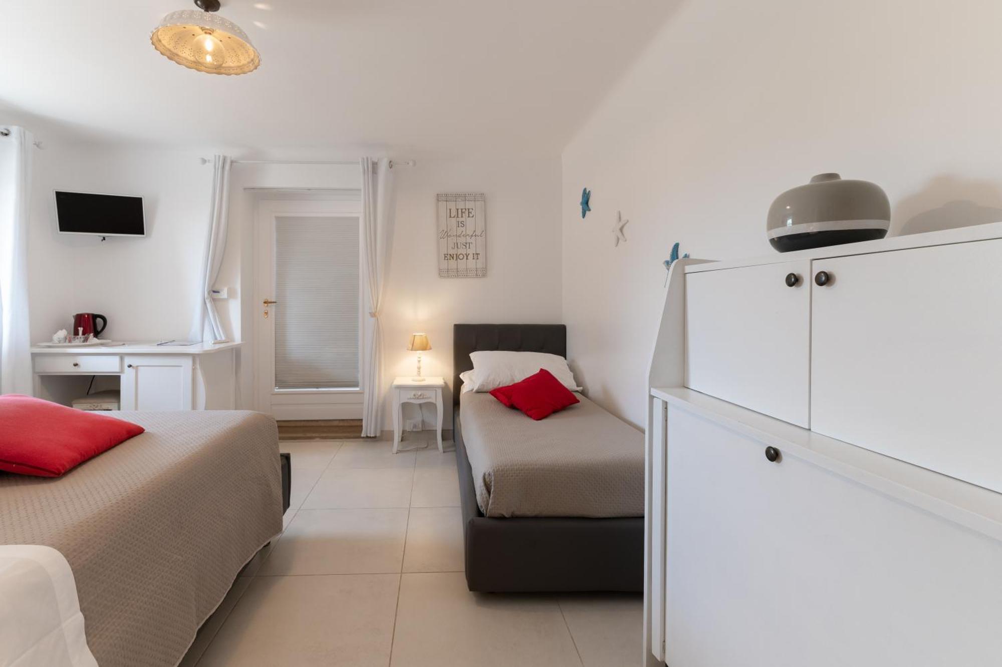 فندق La Terrazza Sulla Rupe Relais أوستوني المظهر الخارجي الصورة